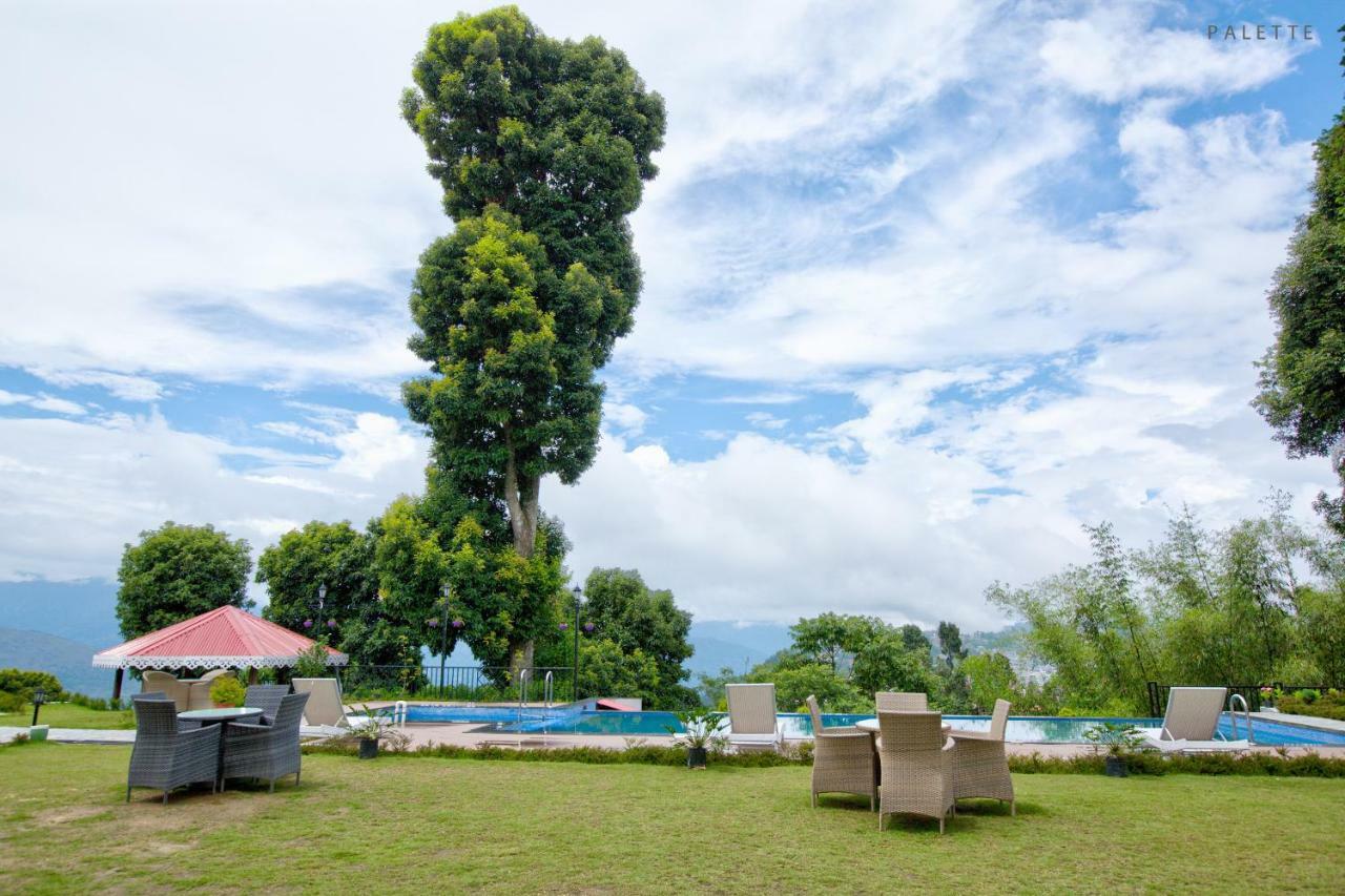 Pine Tree Spa Resort, Kalimpong Exterior photo
