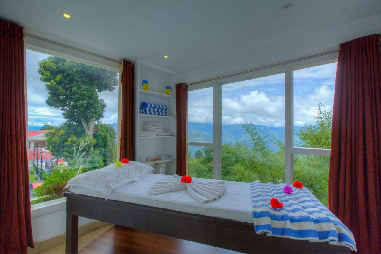 Pine Tree Spa Resort, Kalimpong Exterior photo